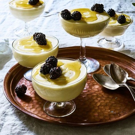 طرز تهیه موس عسلی