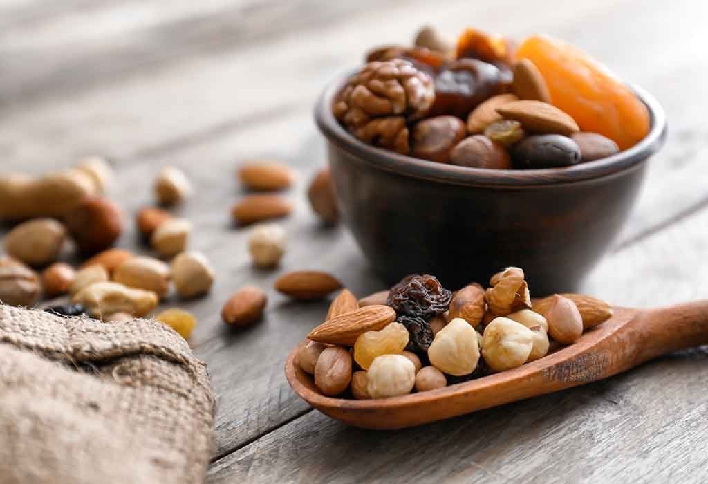 چه آجیل ها و دانه هایی دارای مقادیر زیادی آهن هستند؟
