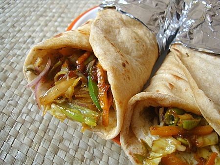 آموزش پخت کاتی رول؛ غذای خیابانی هند
