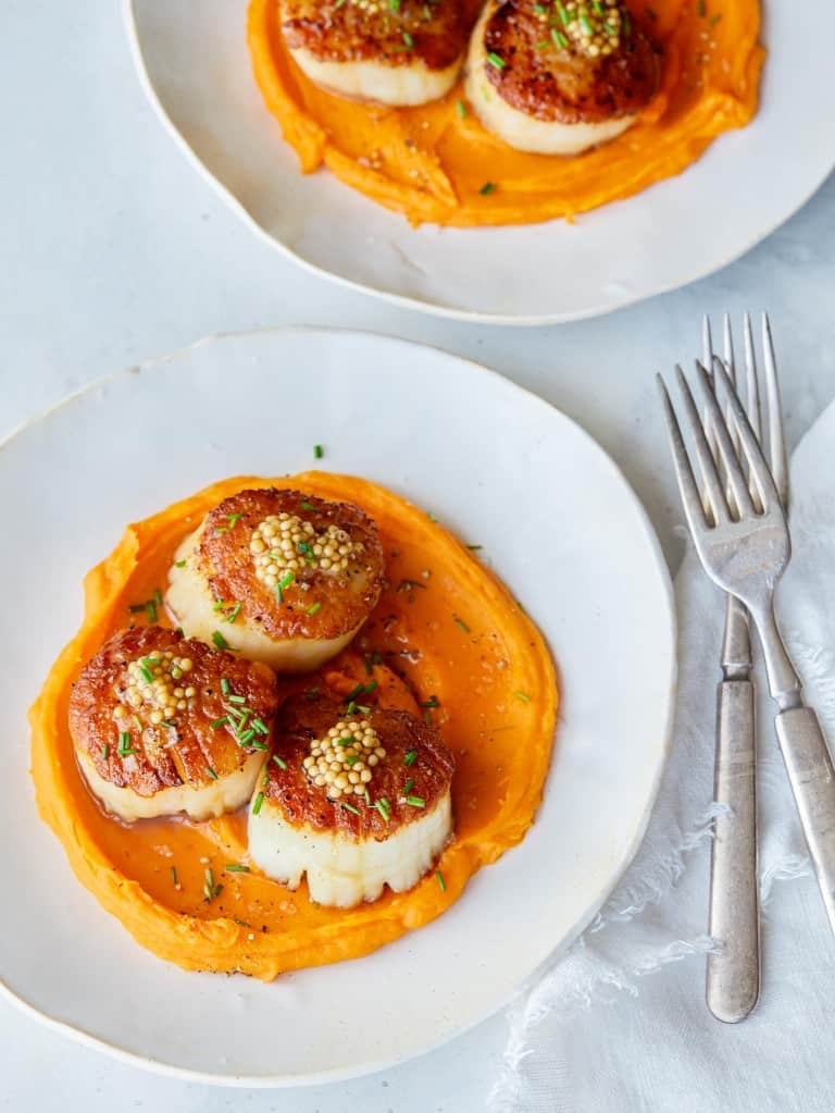 طرز تهیه و پخت گوش ماهی با پوره سیب زمینی شیرین