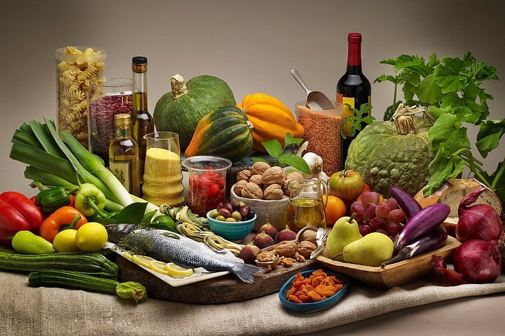 مواد غذایی سالم حاوی مقدار مناسبی پروتئین 