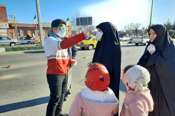 حضور گروهی از دانشجویان جهادگر بسیج دانشجویی استان قزوین برای مقابله با کرونا 