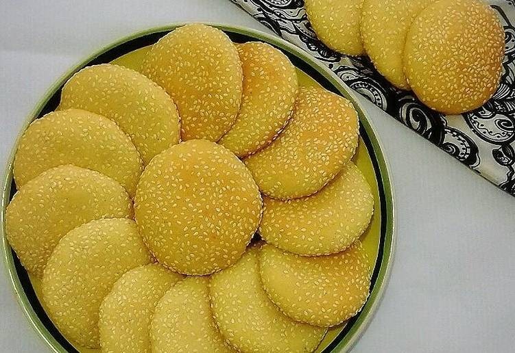 طرز تهیه کلوچه کنجدی