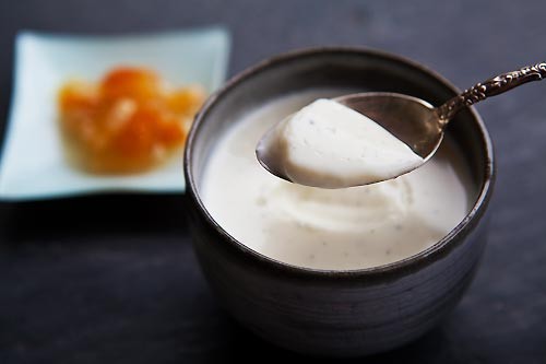 طرز تهیه پودینگ وانیلی با آرد ذرت