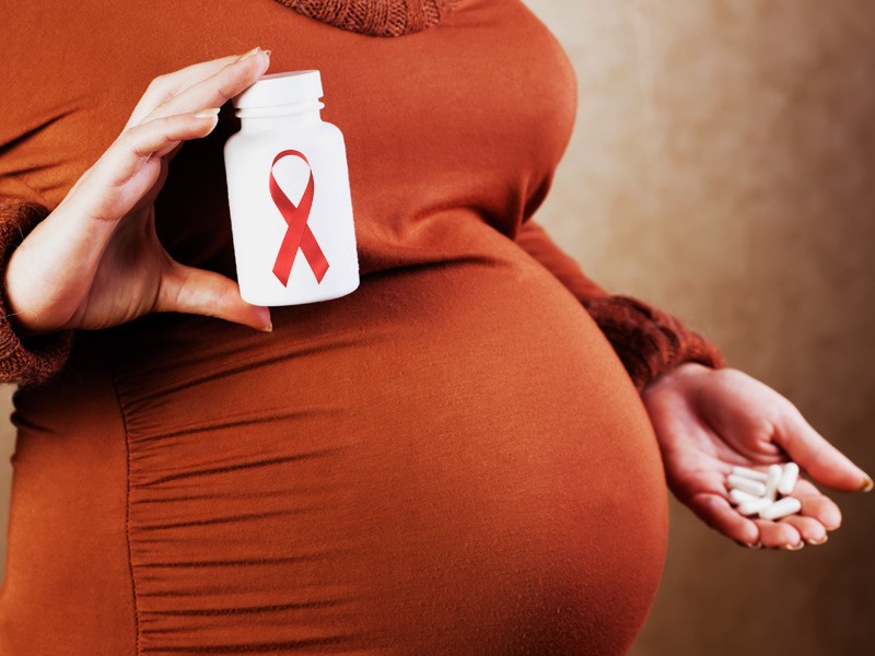 چگونه HIV می تواند از طریق جراحی منتقل شود؟