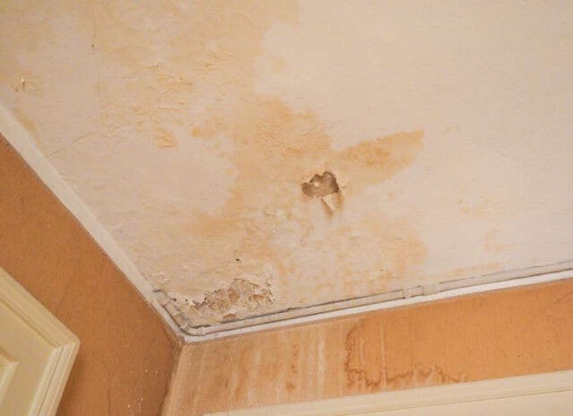 چطور سقف خانه را تمیز نماییم؟