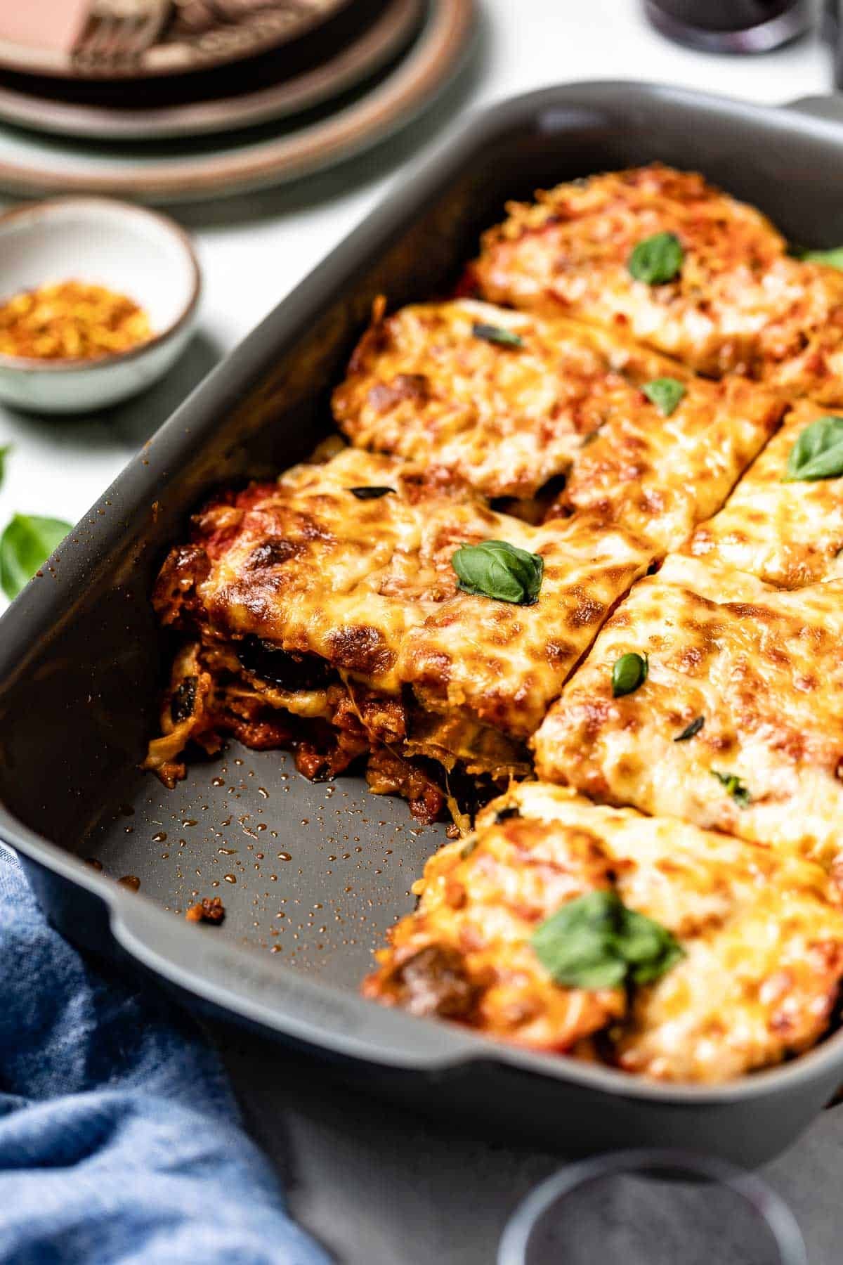 طرز تهیه پارمزان بادمجان پخته شده