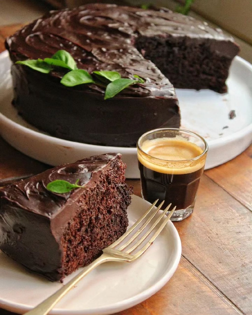 طرز تهیه کیک شکلاتی خیس 