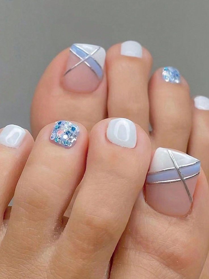 ایده طراحی ناخن پا تابستانه