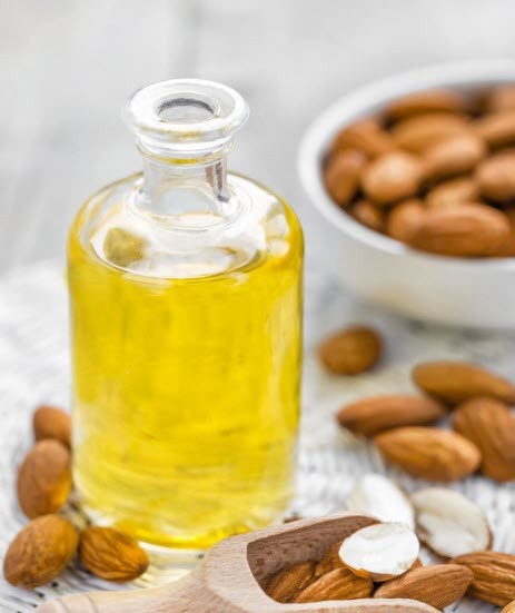 خواص شگفت انگیز روغن بادام برای پوست