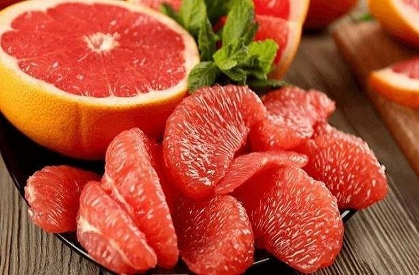 چه میوه هایی ویتامین C دارند؟
