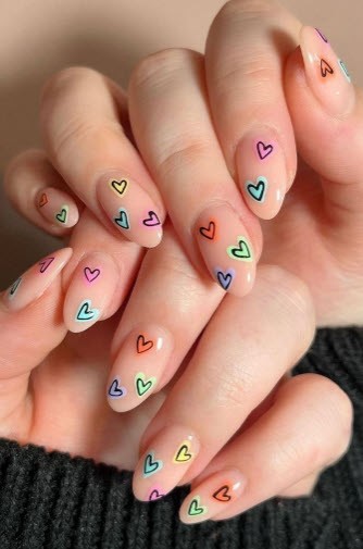 ایده طراحی ناخن قلب قلبی!