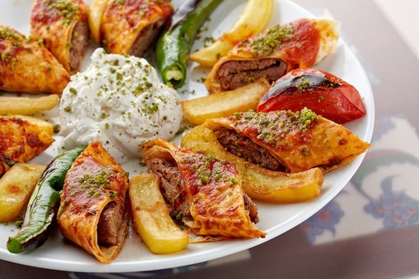 ویژگی های اساسی غذاهای ترکی و طرز تهیه آن