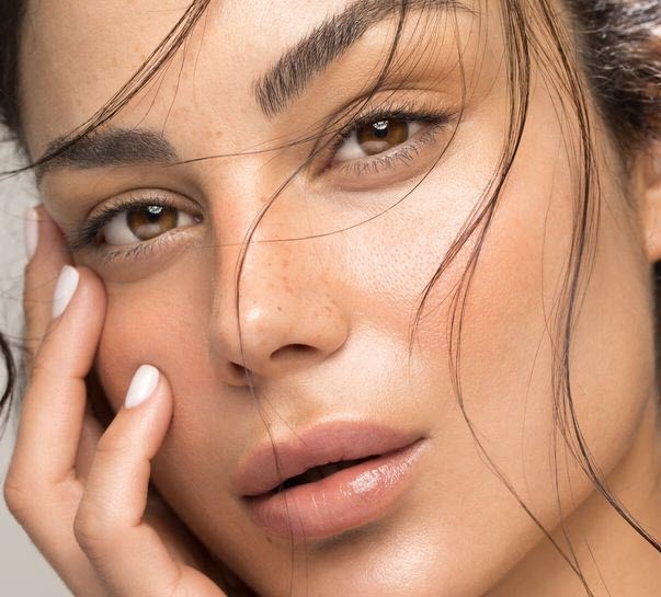 چگونه بدون آرایش خوب به نظر برسیم؟