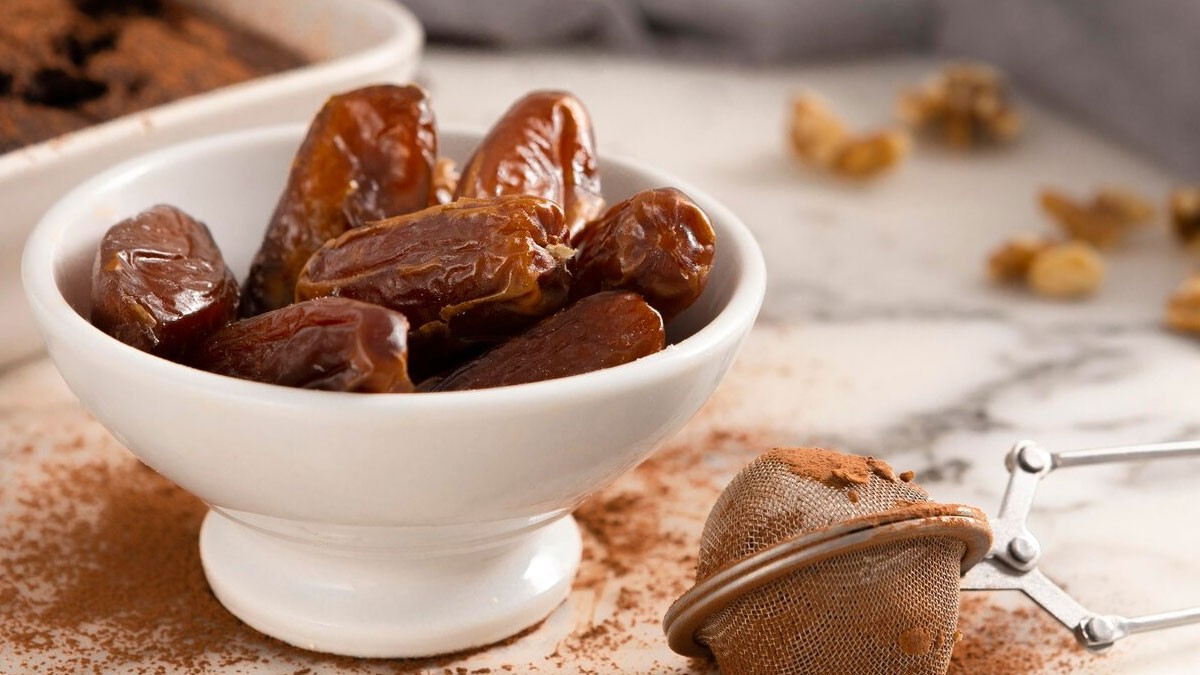 فواید شگفت انگیز پودر دانه خرما برای سلامتی