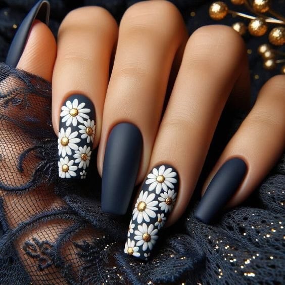 ایده طراحی ناخن جذاب با گل