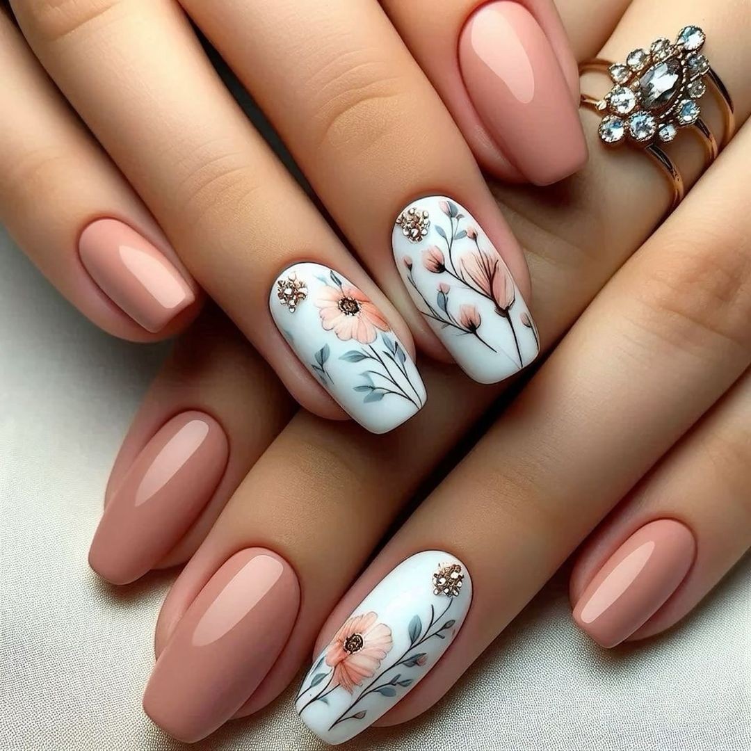 ایده طراحی ناخن جذاب با گل
