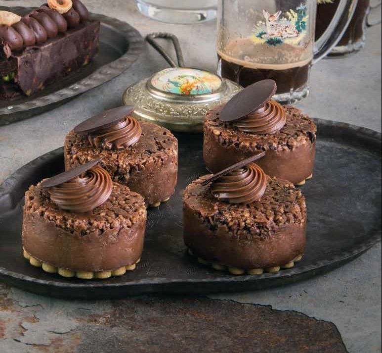 طرز تهیه بهترین دستورهای کیک با شکلات تخته ای
