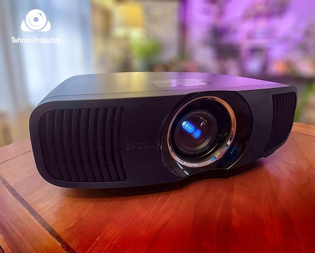 بهترین پروژکتور 4K سال 2025 + عکس