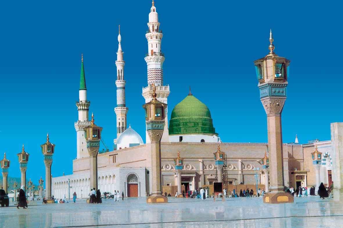 تکریم خانواده و خویشاوندان  