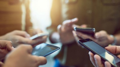مضرات تلفن همراه در هنگام خواب