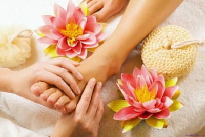 فواید ماساژ رفلکسلوژی 