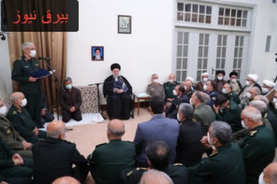 دیدار جمعی از فرماندهان ارشد نیروهای مسلح با فرمانده کل قوا
