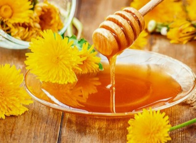 شیرین  چون عسل با عشق
