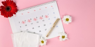 شایع‌ترین علت بی‌نظمی‌های چرخه قاعدگی چیست؟